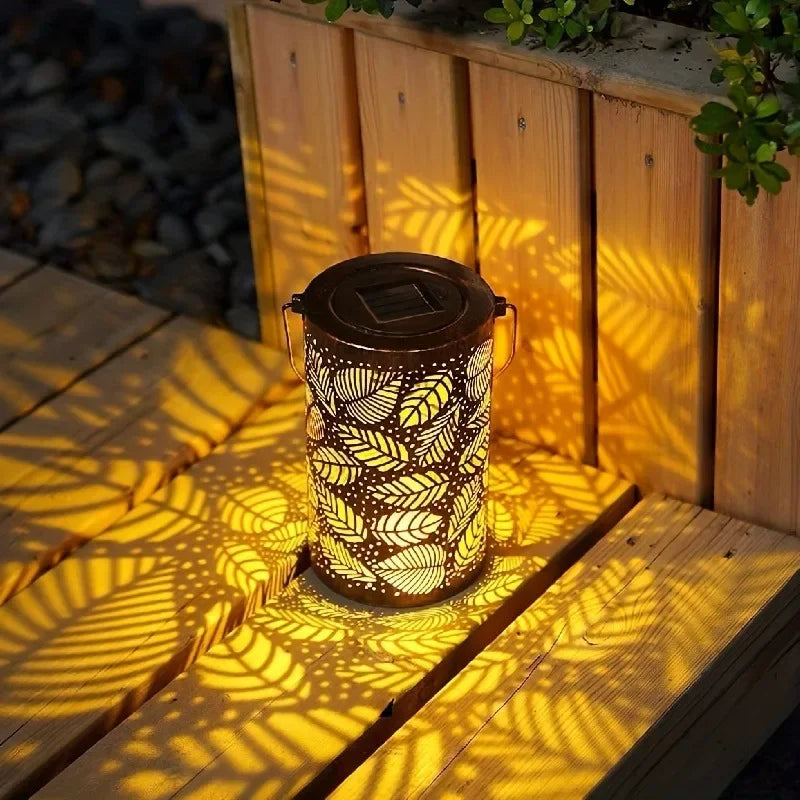 Lanterna Solare in Ferro – Lampada da Giardino Impermeabile