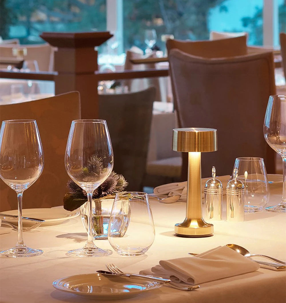 RetroGlow – LED Lamp